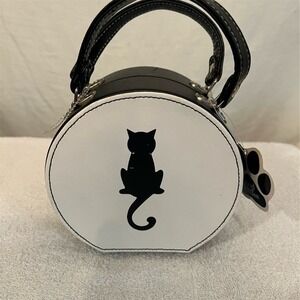 Mud Pie Black/White Cat Travel Purse built in food water Bowl Carrier Bag kittie